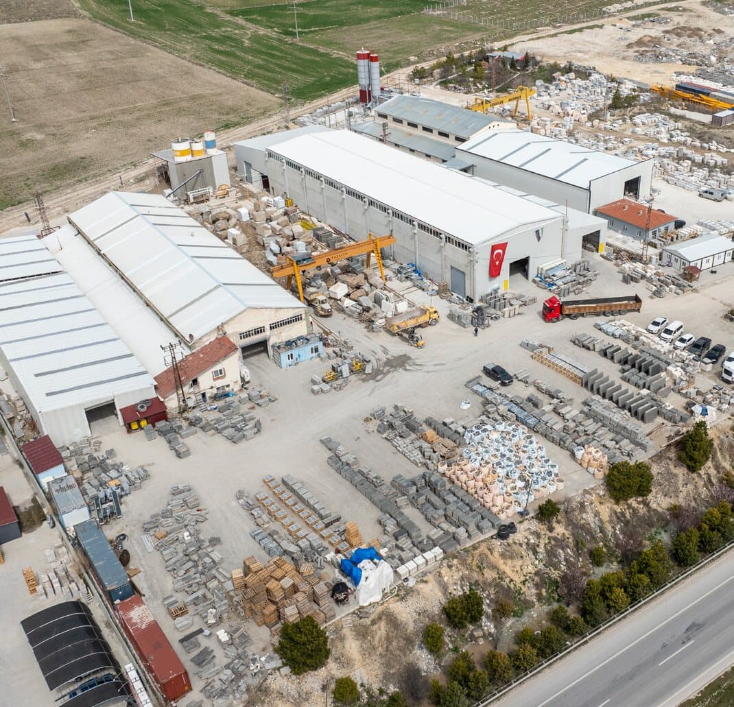 Production facility and stock yard